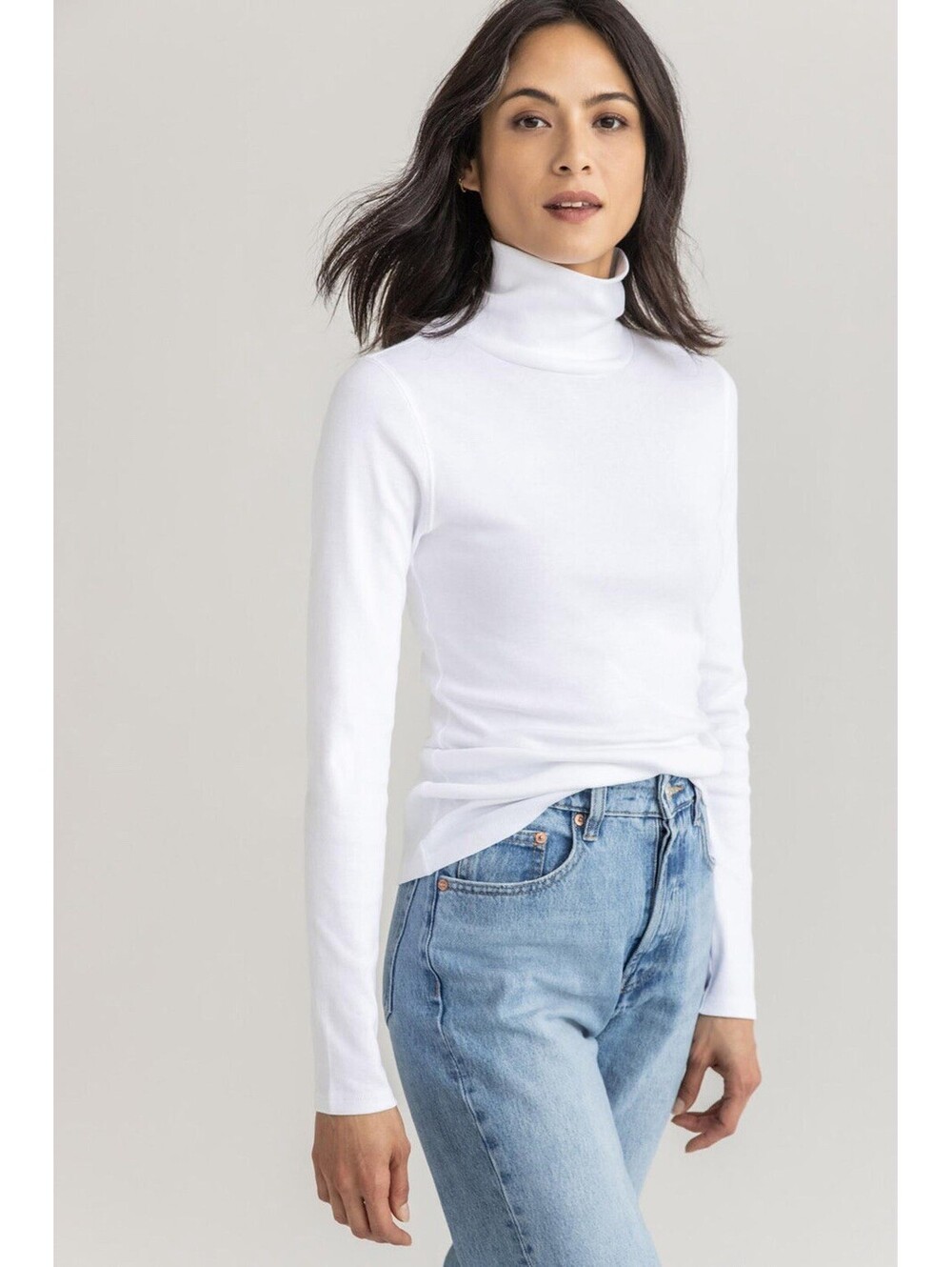 J.CREW Women’s Cotton Perfect Slim Fit Turtleneck In White-Size Medium - Picture 1 of 8